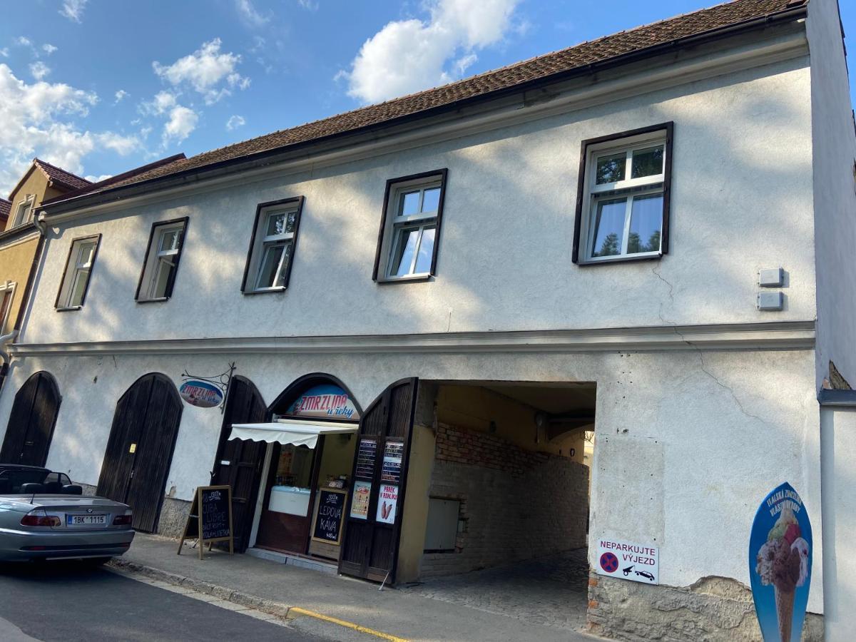 Aparthotel Slezak Litomyšl 외부 사진